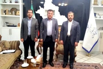 فرهاد جهانخواه فرماندار استهبان با دکتر امیری استاندار فارس دیدار و گفتگو کرد